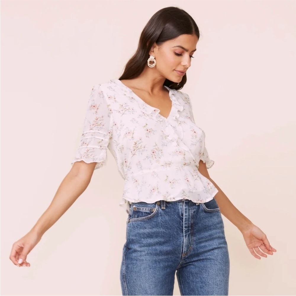 NWT Astr the Label Delicate Floral Wrap Blouse
